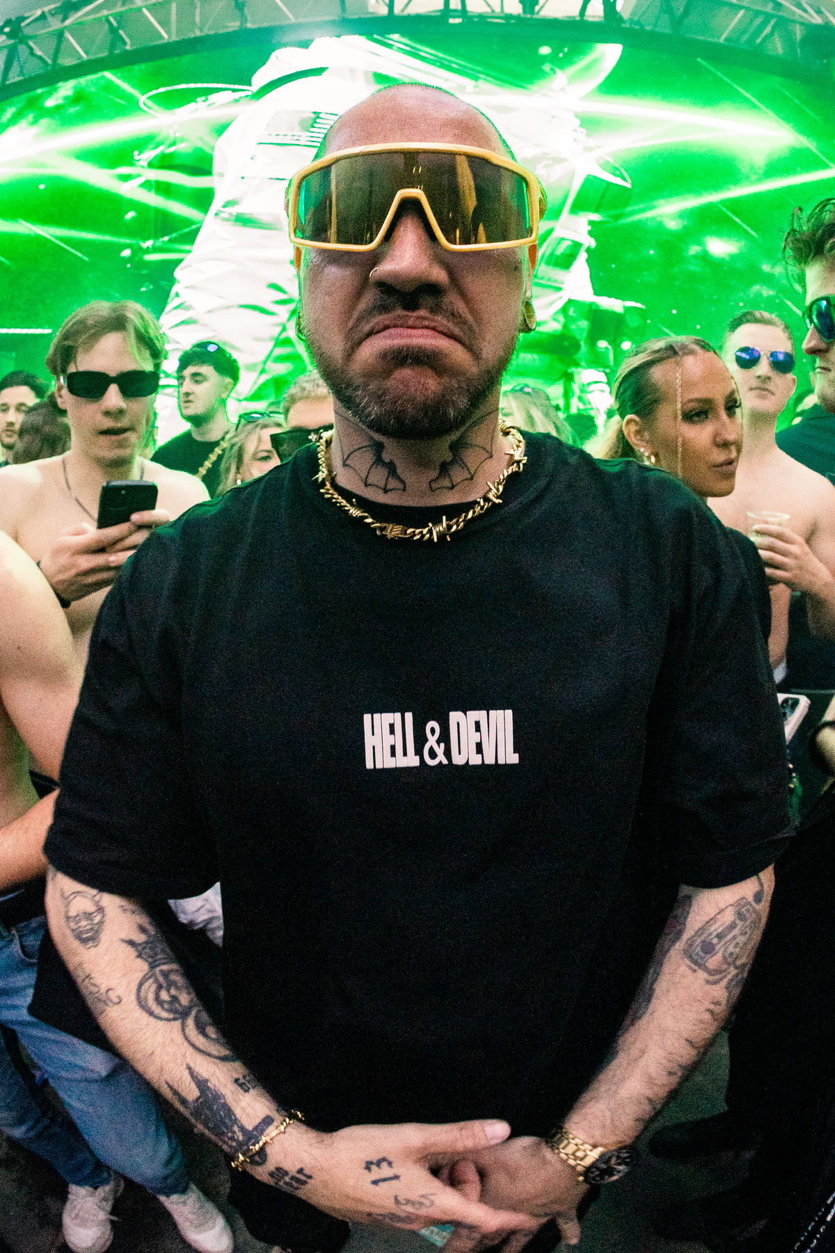 Loading... just a sec